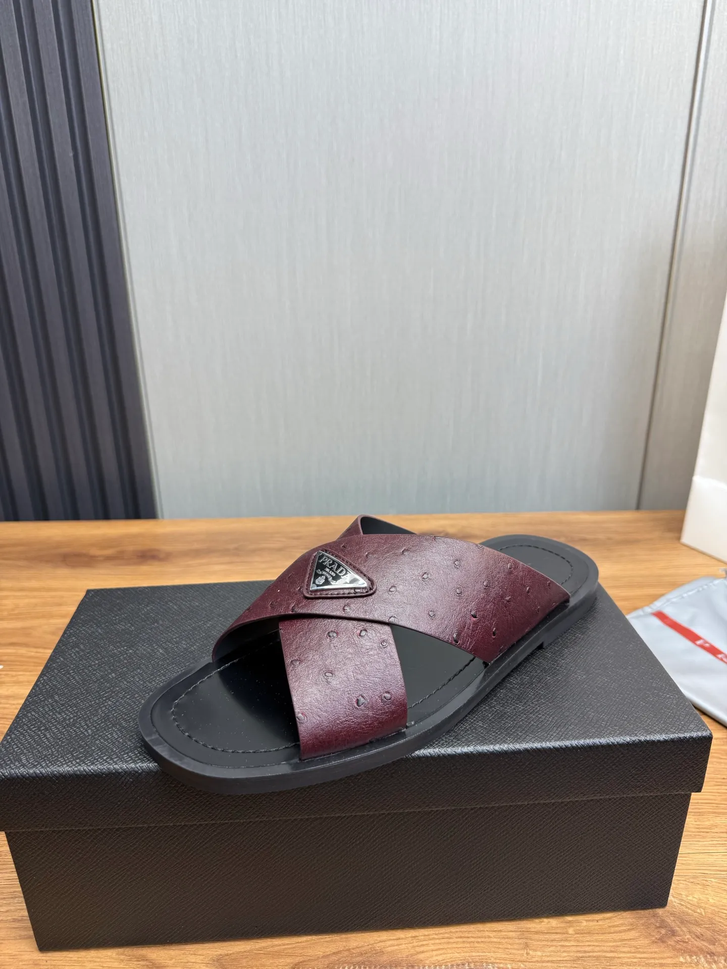 Factory price 340💰 ＰＲＡＤＡPrada - popular men's slippers hot sale 🔥 🩴Official website one to one production 38-45 sizes 45 46 🉑️Customized!